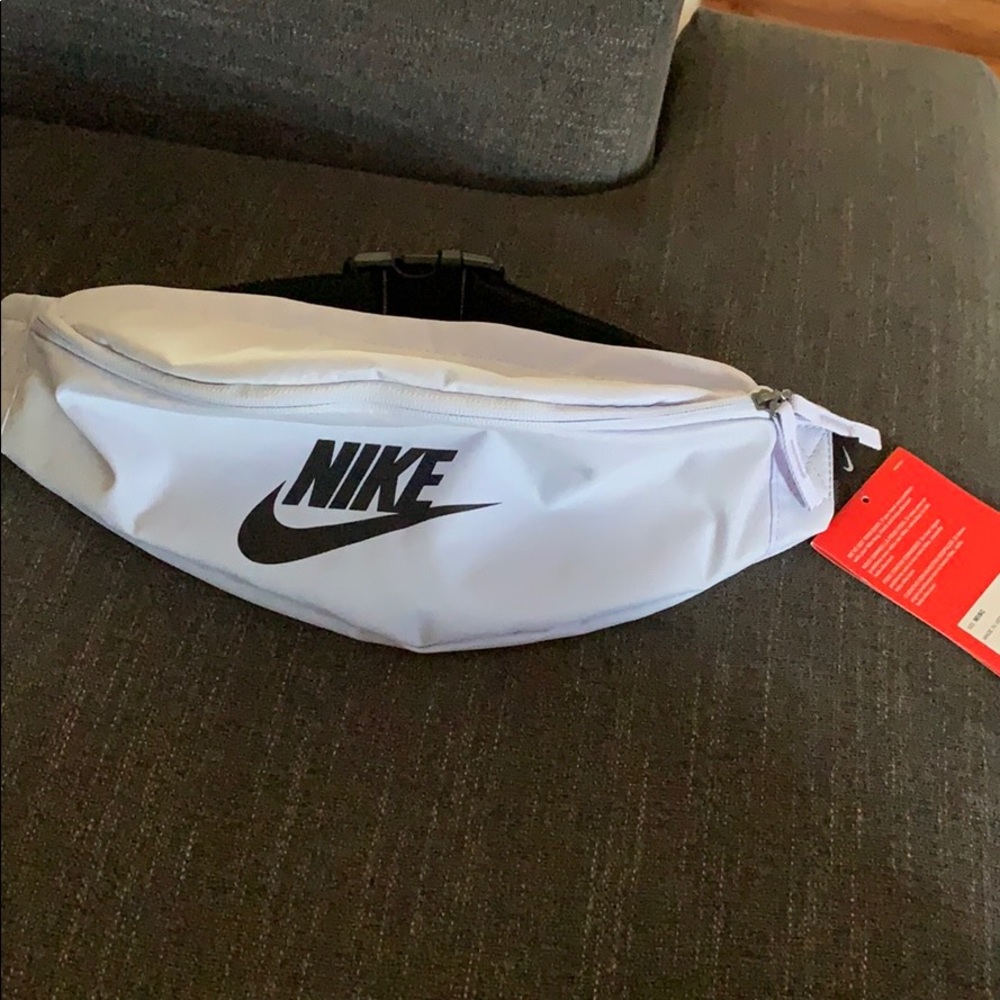 NIKE FANNY PACK